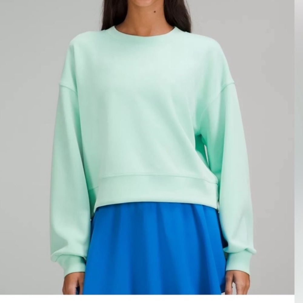 Lululemon softstreme perfectly oversized cropped crew